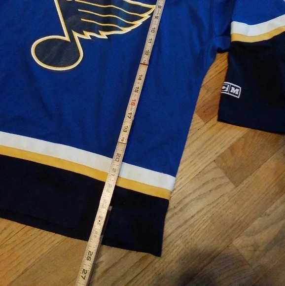 NHL St Louis Blues Jersey CCM YOUTH Large - Picture 4 of 9